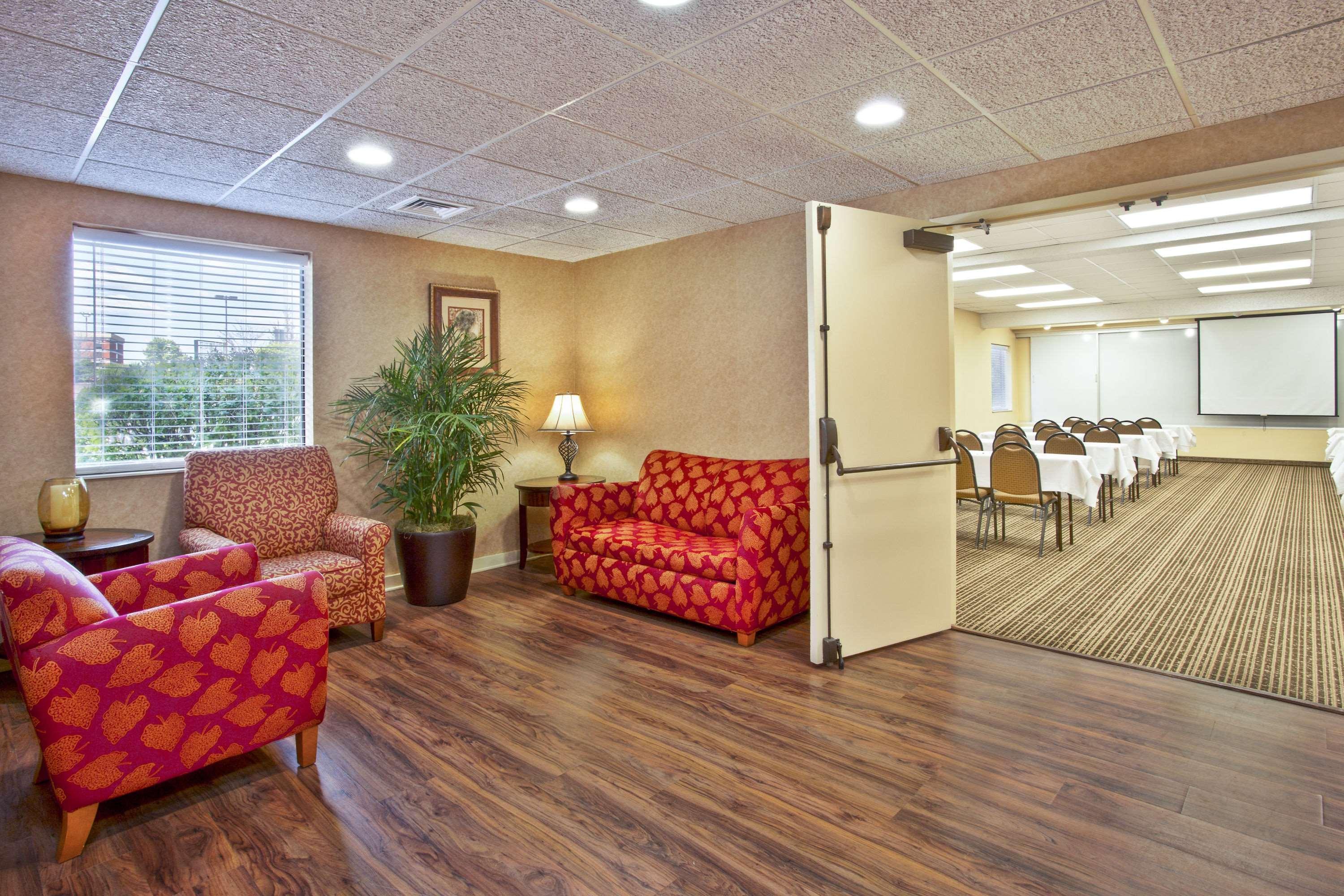 Baymont By Wyndham Knoxville/Cedar Bluff Екстер'єр фото